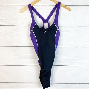 Nike Women’s One piece swimsuit